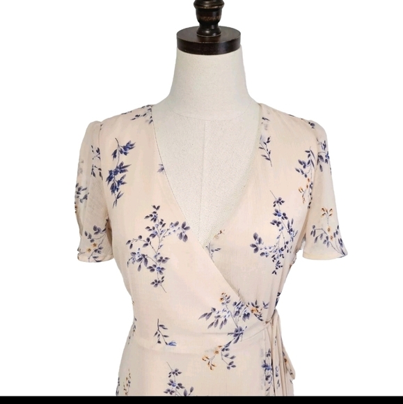 Lulu's Made With Love Small Blush Peach Floral Wrap Casual Mini Short Dress - Picture 5 of 15